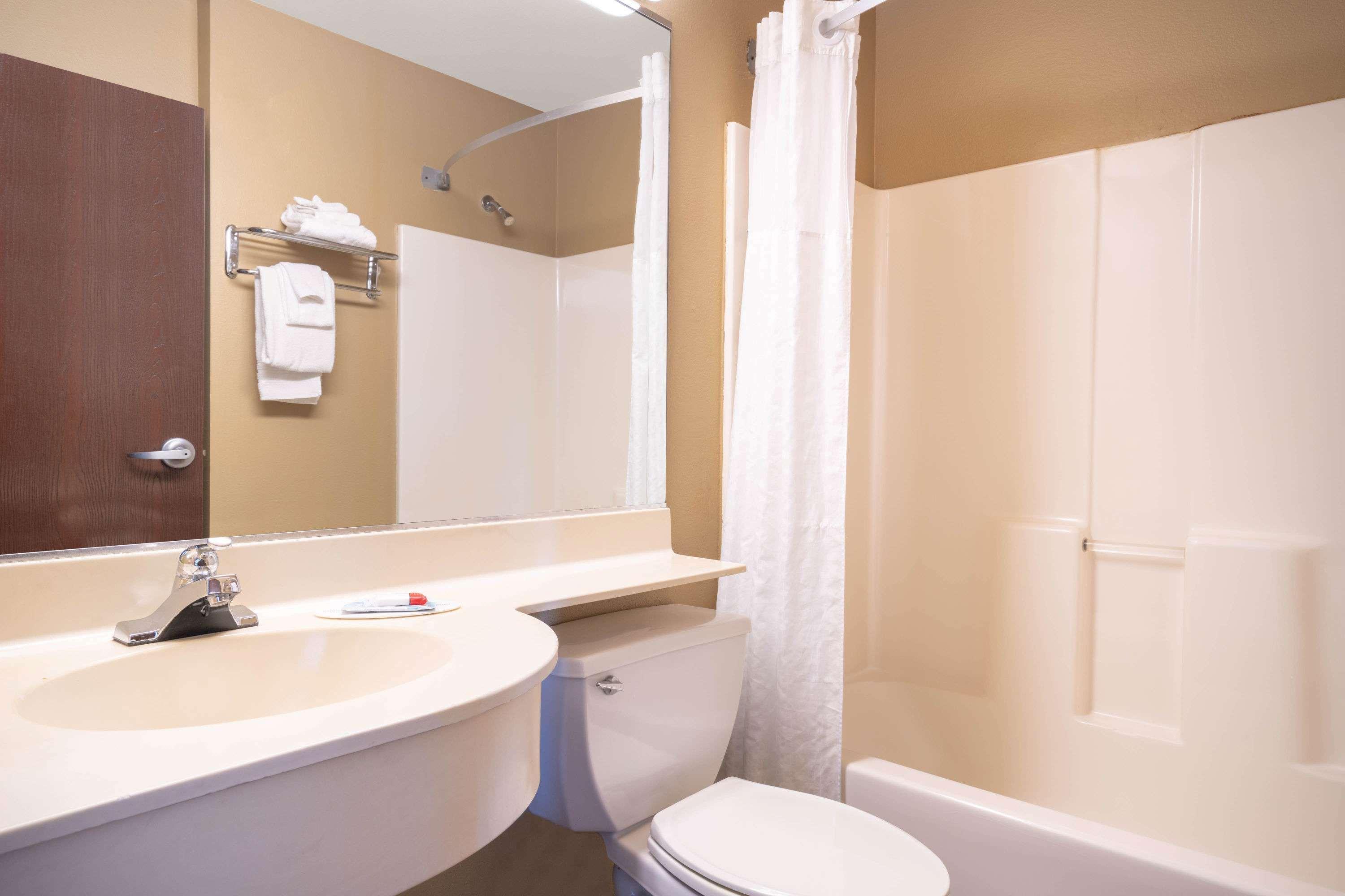 Microtel Inn & Suites By Wyndham Eagan/St Paul Ngoại thất bức ảnh